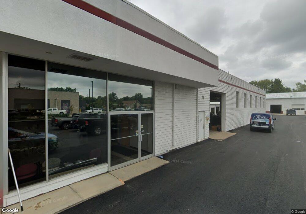 704 W Main St, Plainfield, IN 46168 - photo 1