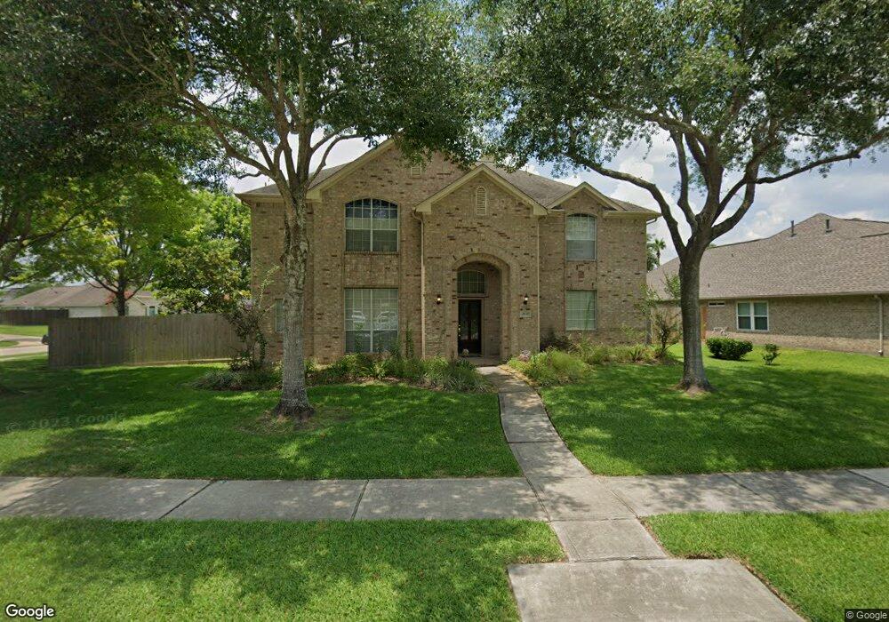 1410 Eagle Lakes Dr, Friendswood, TX 77546 - photo 1
