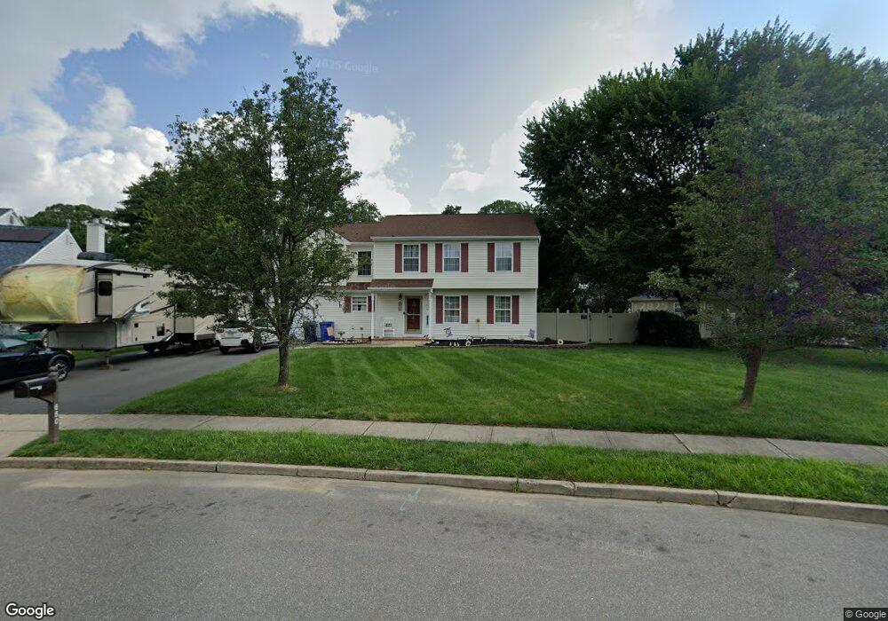 650 Hugo Dr, Toms River, NJ 08753 - photo 1