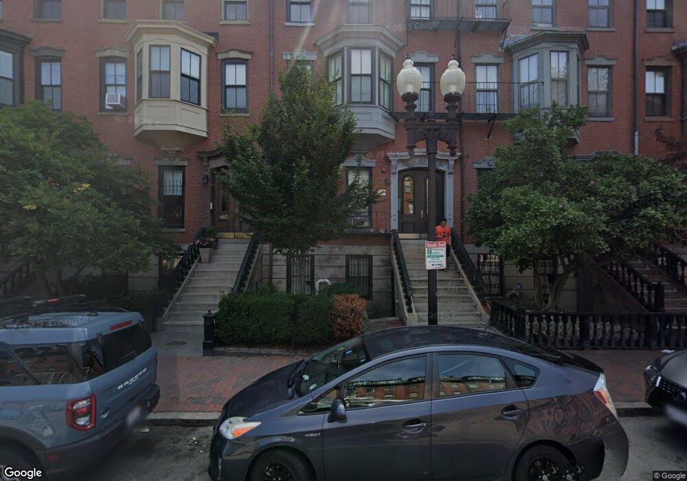 461 Massachusetts Ave unit 7, Boston, MA 02118 - photo 1