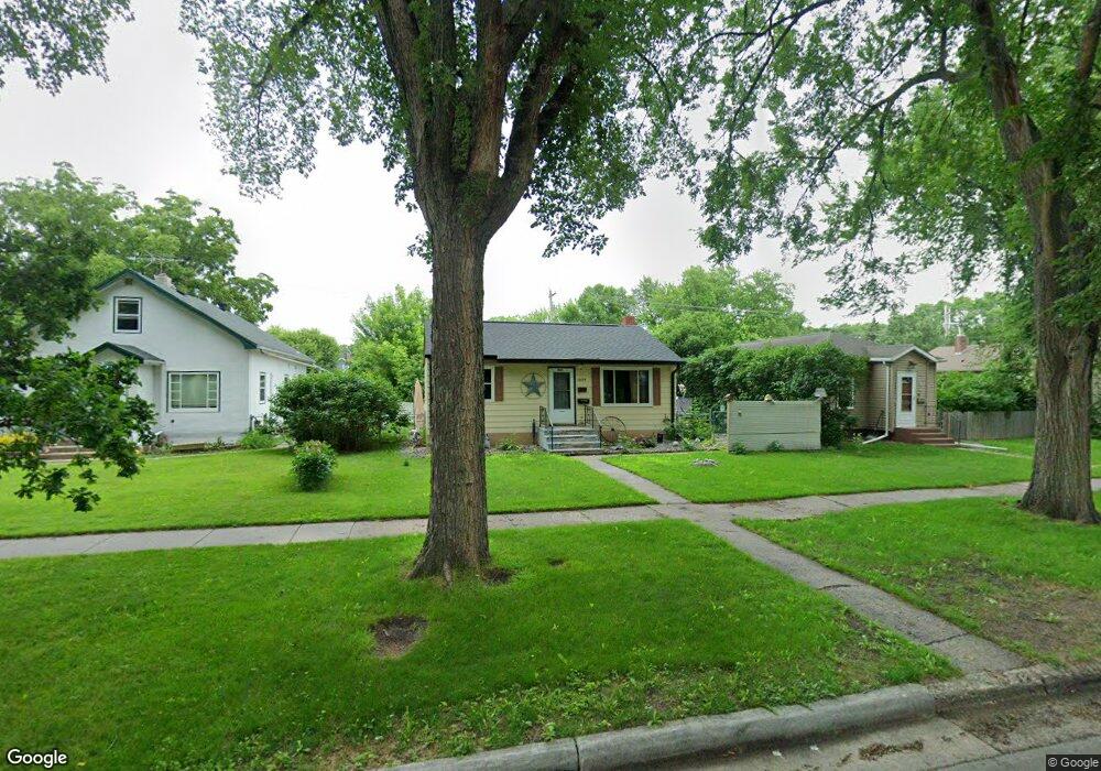 1609 8th St N, Fargo, ND 58102 - photo 1