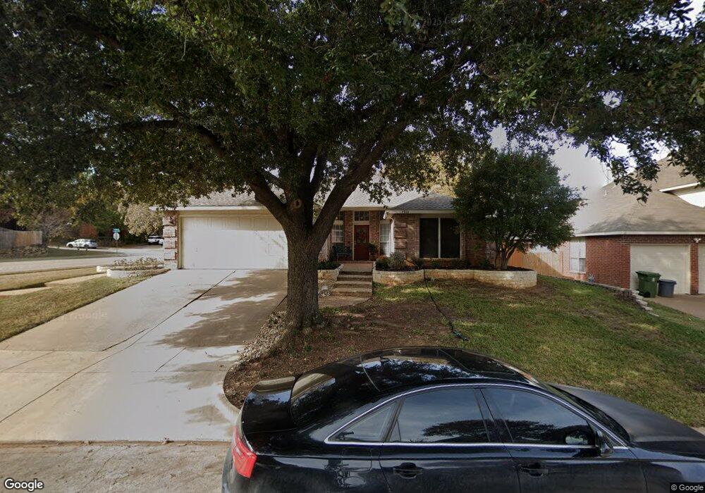 7901 Woodland Dr, North Richland Hills, TX 76182 - photo 1