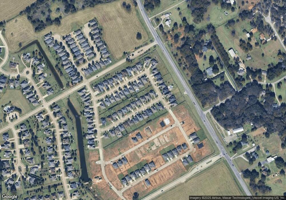 317 Oar Wood Dr, Granbury, TX 76049 - photo 1