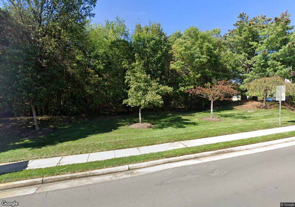 8940 Worthington Dr, Bristow, VA 20136 - photo 1