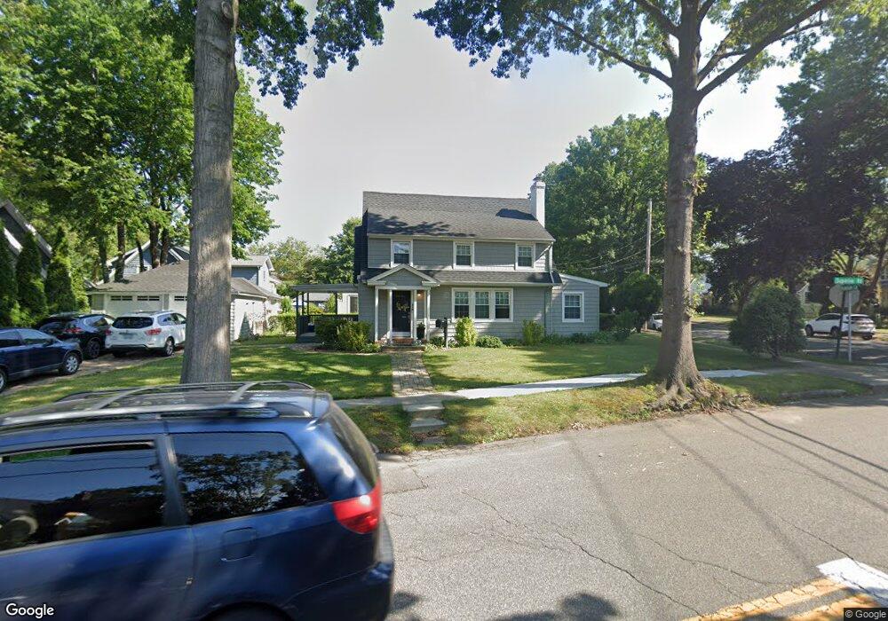 85 Superior Rd, Floral Park, NY 11001 - photo 1