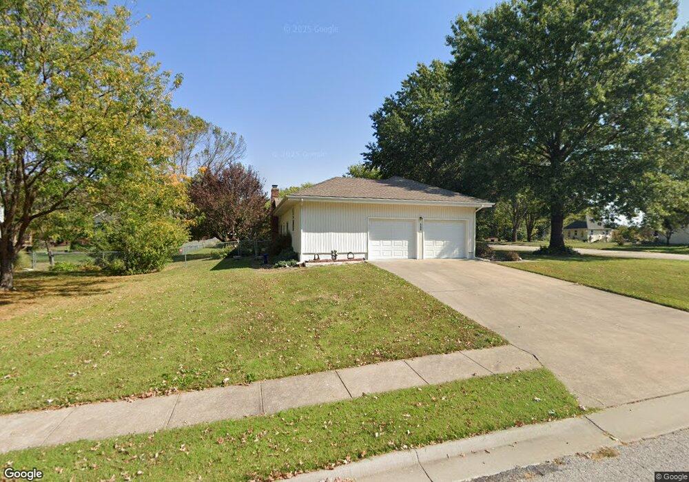 400 Toucan St, Raymore, MO 64083 - photo 1