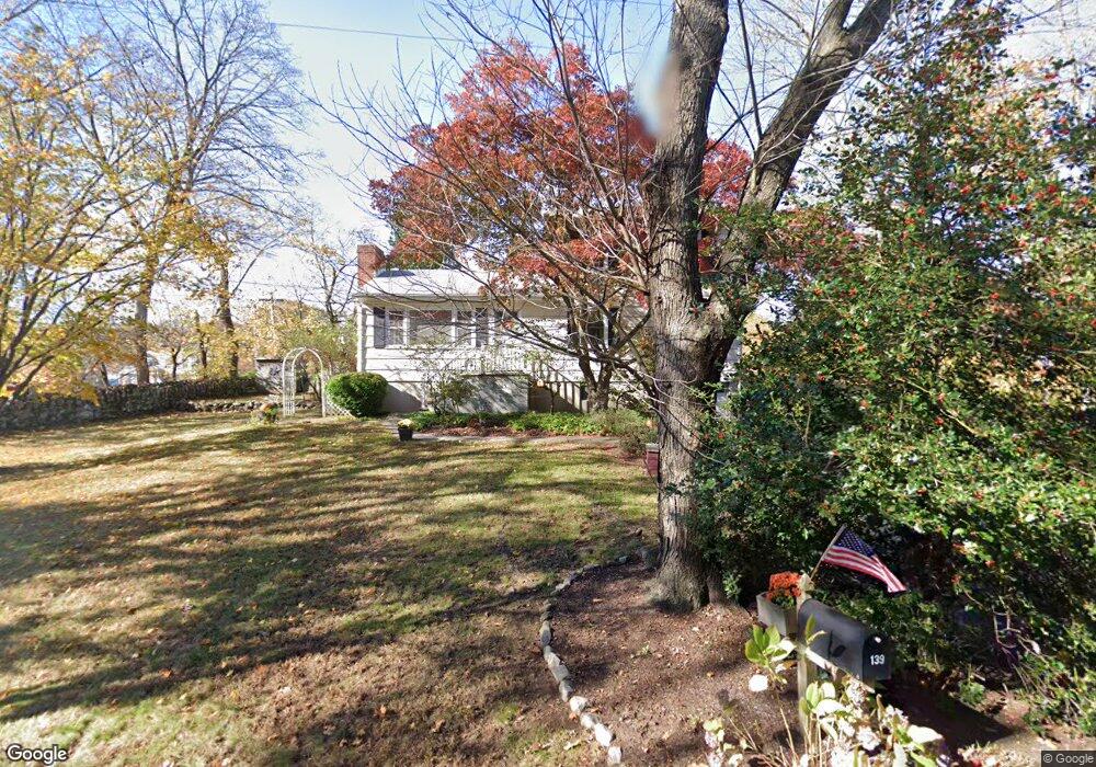 139 Hillcrest Park Rd, Cos Cob, CT 06807 - photo 1