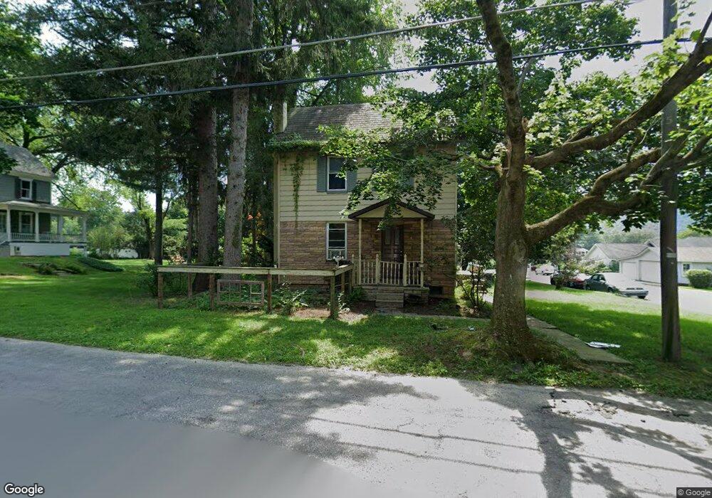 1302 Center St, Jim Thorpe, PA 18229 - photo 1