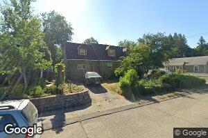 2489 Emerald St, Eugene, OR 97403