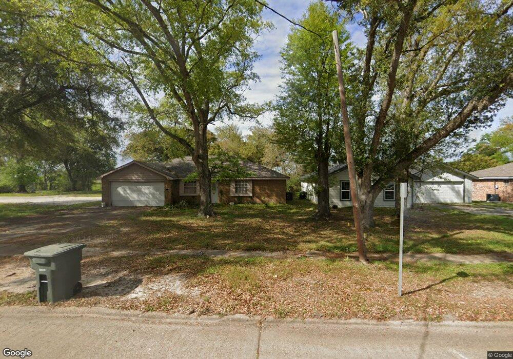 913 Cherrydale St, Lake Charles, LA 70607 - photo 1