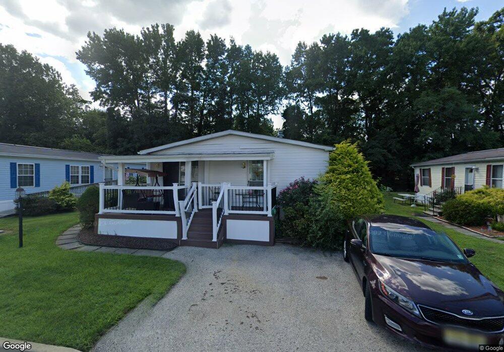 137 Robin Dr, Paulsboro, NJ 08066 - photo 1