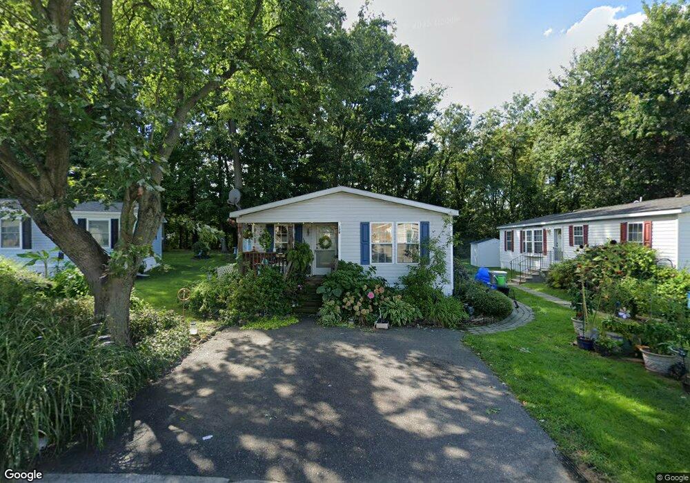 129 Robin Dr, Paulsboro, NJ 08066 - photo 1