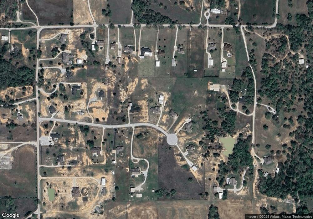 129 Horse Whisperer Ct, Decatur, TX 76234 - photo 1