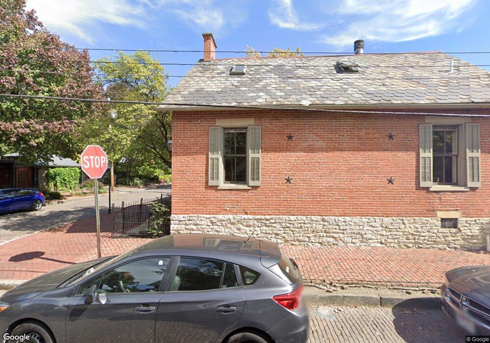 213 E Beck St, Columbus, OH 43206 - photo 1