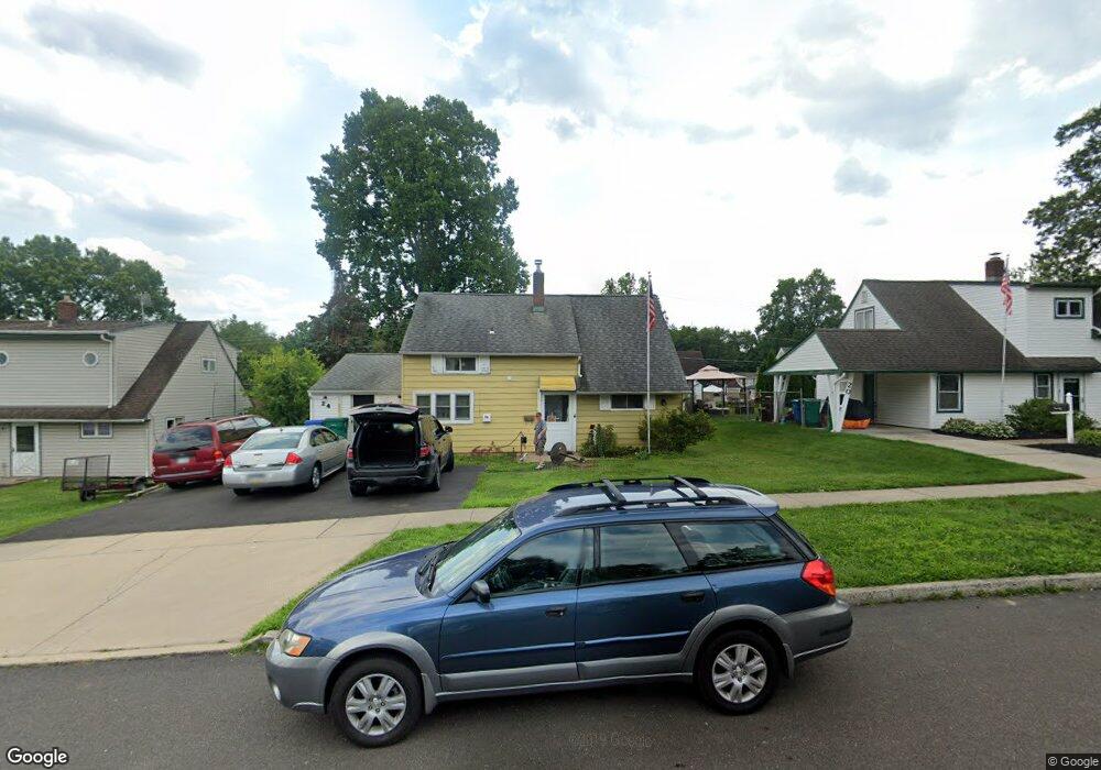 24 Appletree Dr, Levittown, PA 19055 - photo 1