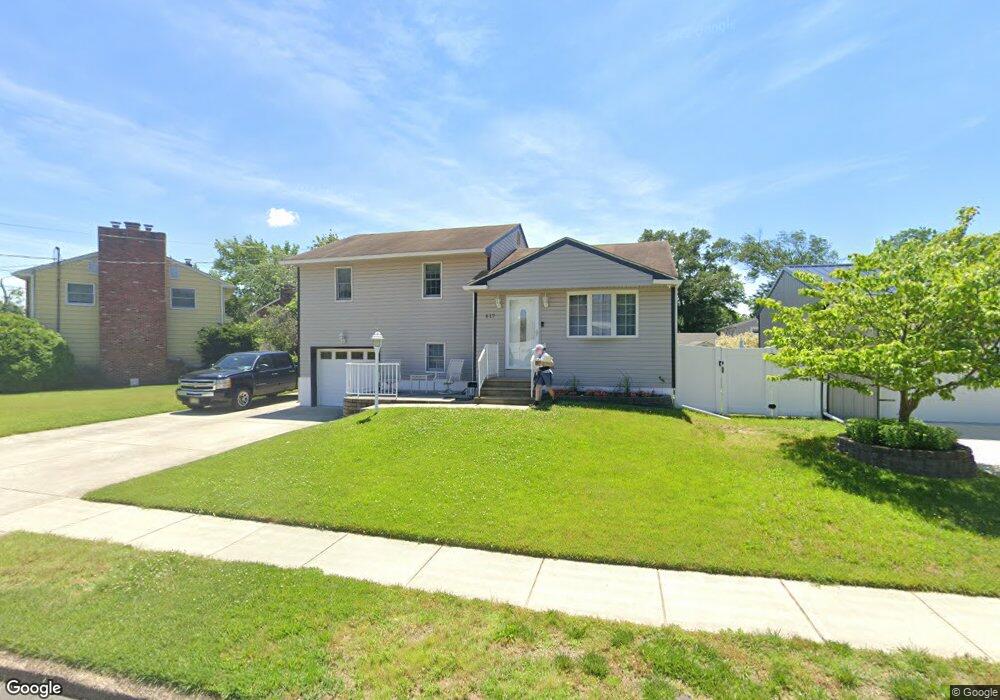 617 Burt Rd, Runnemede, NJ 08078 - photo 1