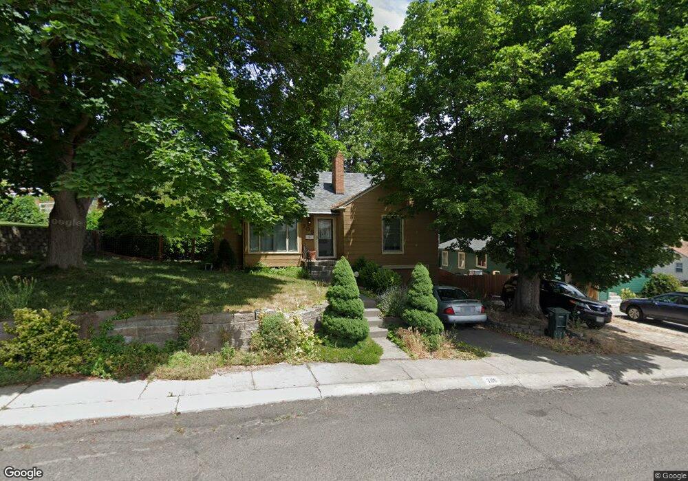 706 NW 8th St, Pendleton, OR 97801 - photo 1