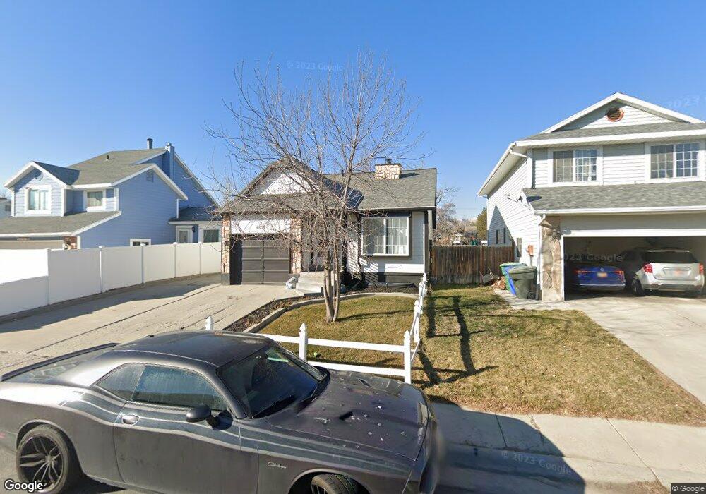 8438 S 3150 W, West Jordan, UT 84088 - photo 1