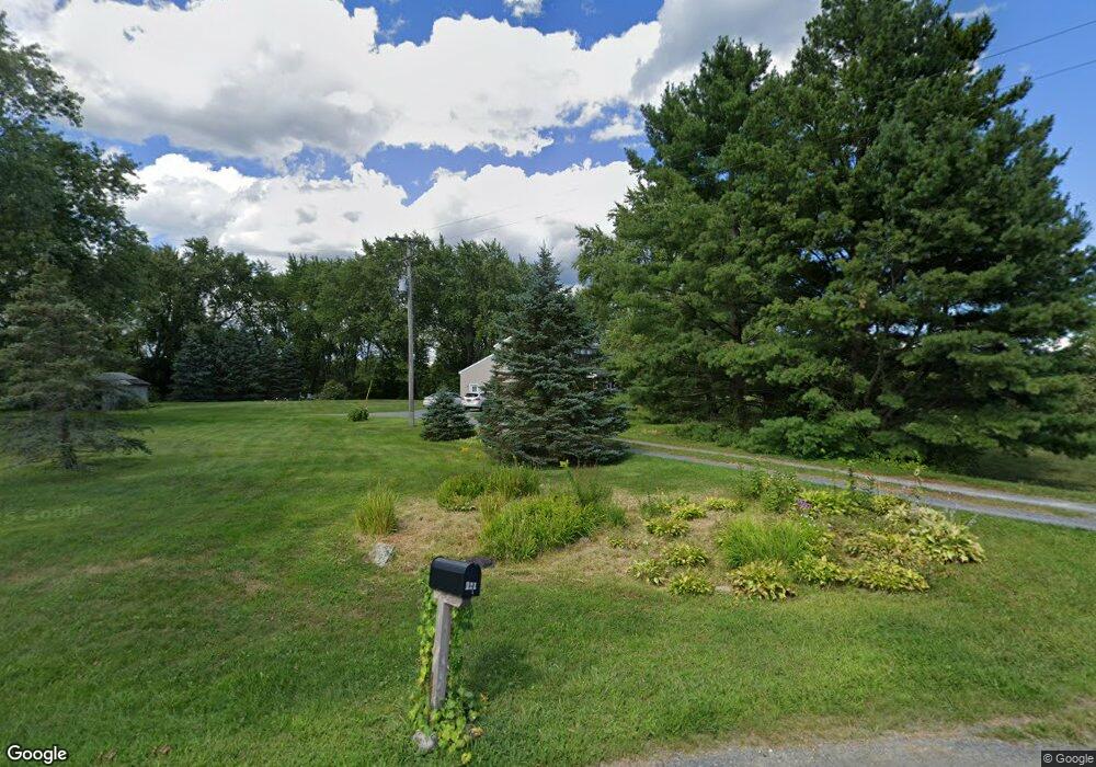 721 Sultan Ln, Schodack Landing, NY 12156 - photo 1