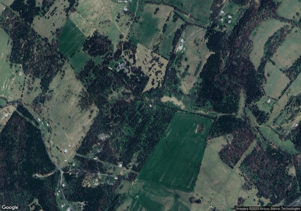 290 Walnut Hill Ln, Strasburg, VA 22657 - photo 1