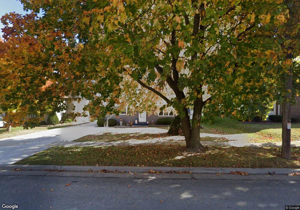 1427 N 8th St, Manitowoc, WI 54220 - photo 1