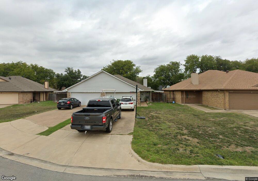 7503 April Ln, North Richland Hills, TX 76182 - photo 1