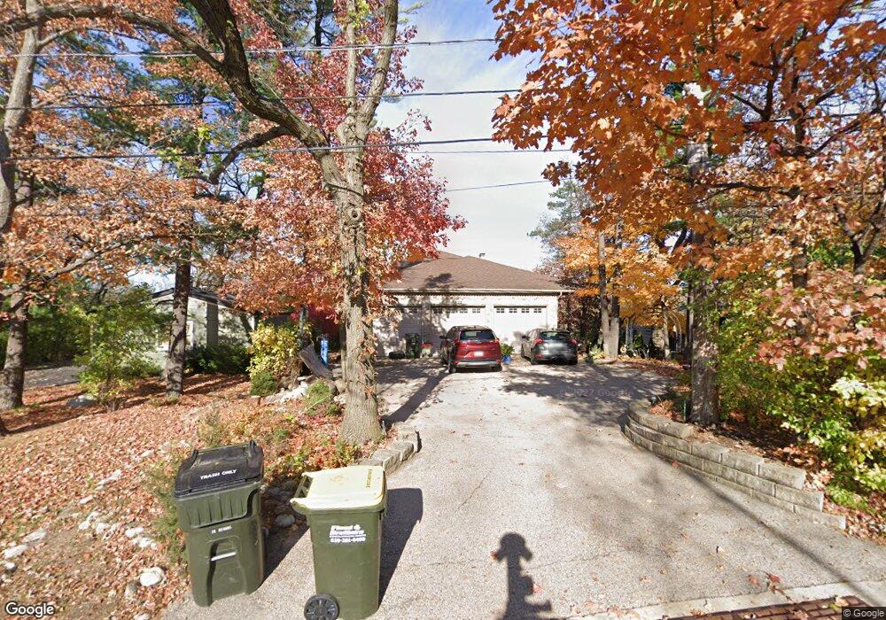 122 Hickory Rd, Lake In the Hills, IL 60156 - photo 1