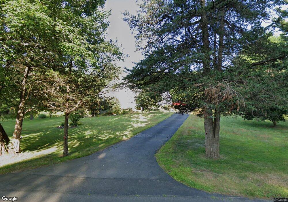 261 W Mountain Rd, West Simsbury, CT 06092 - photo 1