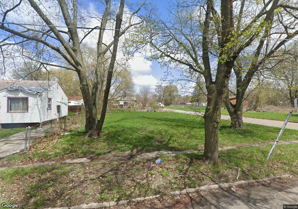 602 W Austin Ave, Flint, MI 48505 - photo 1