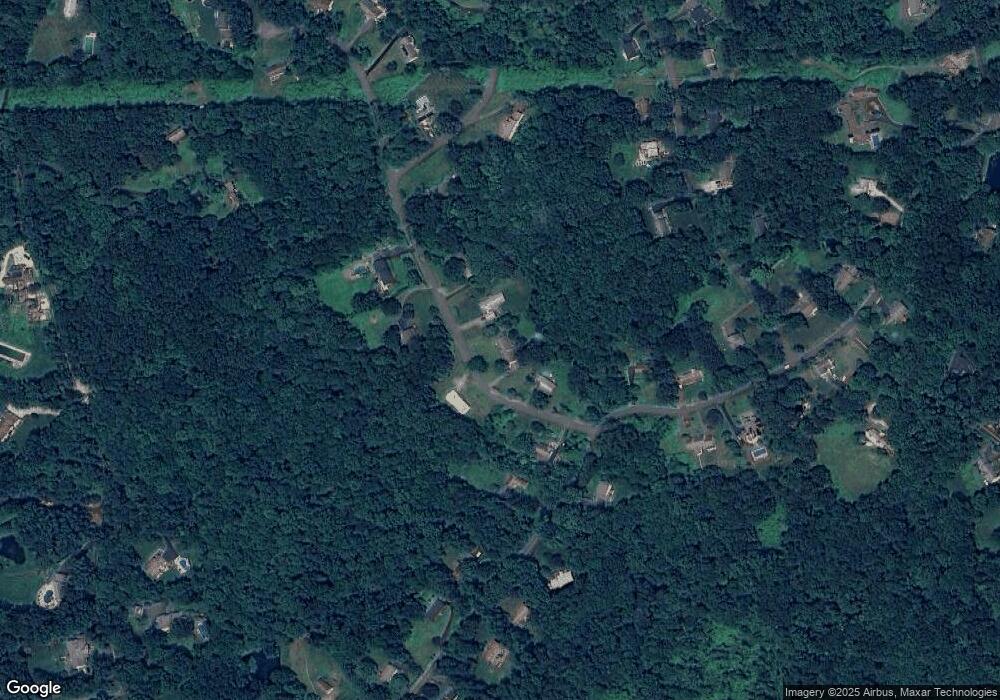 4 Cross Brook Rd, Newtown, CT 06470 - photo 1