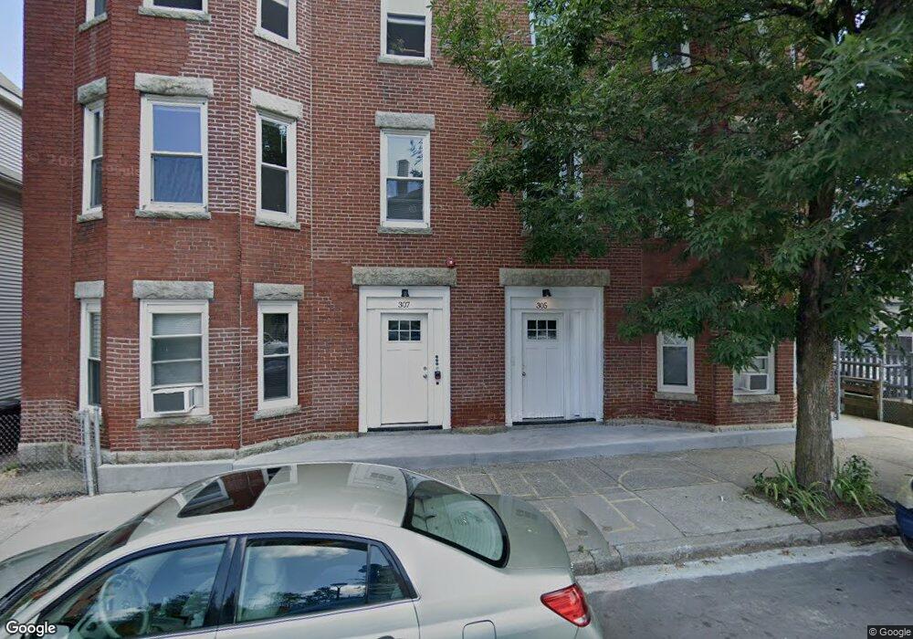 305 Medford St unit 2, Somerville, MA 02143 - photo 1