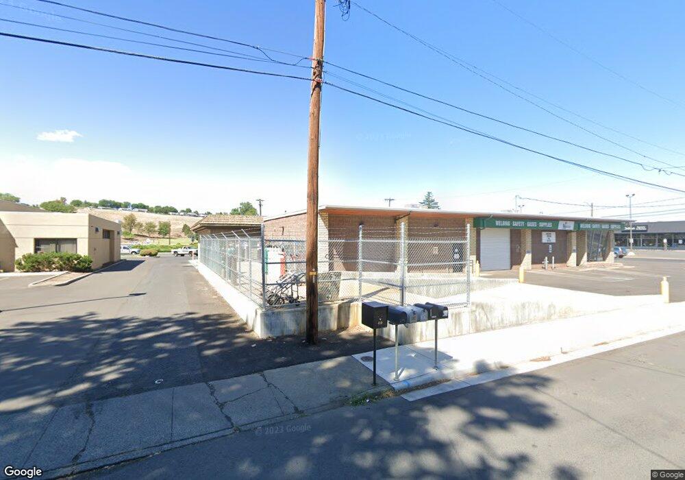 412 SW 20th St, Pendleton, OR 97801 - photo 1