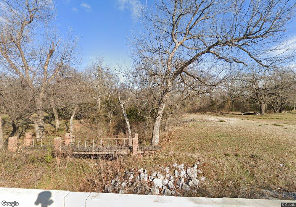 1142 NW Quanah Rd, Cache, OK 73527 - photo 1