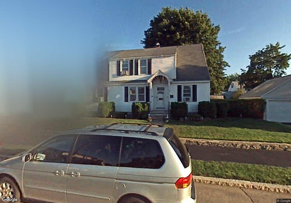 679 Clay St, Manchester, NH 03103 - photo 1