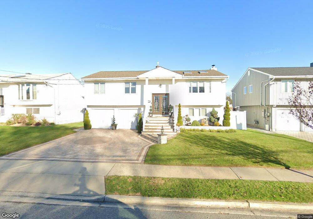 3811 Oceanside Rd E, Oceanside, NY 11572 - photo 1