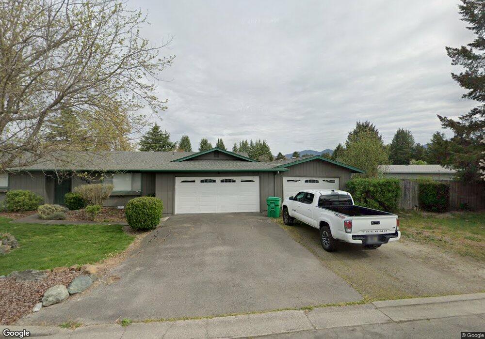 1051 Aspen Way, Grants Pass, OR 97527 - photo 1