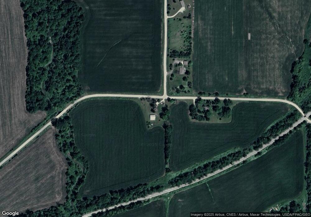 3623 Meadow Ave, Newton, IA 50208 - photo 1