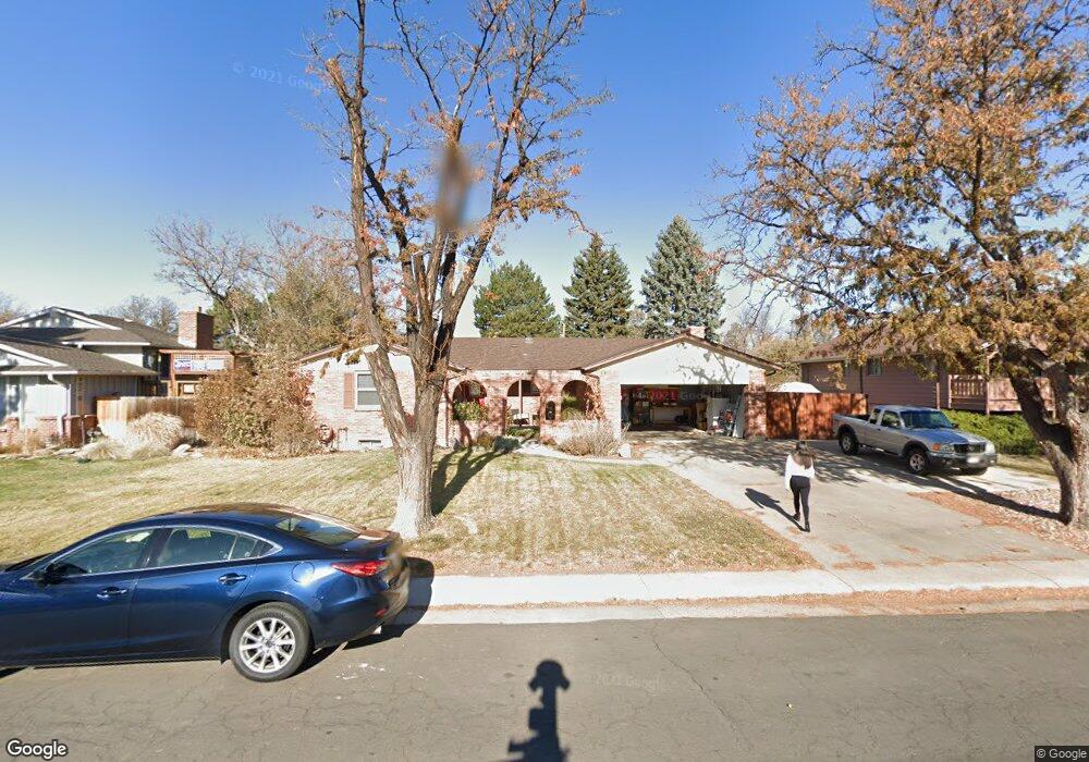 439 Oswego Ct, Aurora, CO 80010 - photo 1