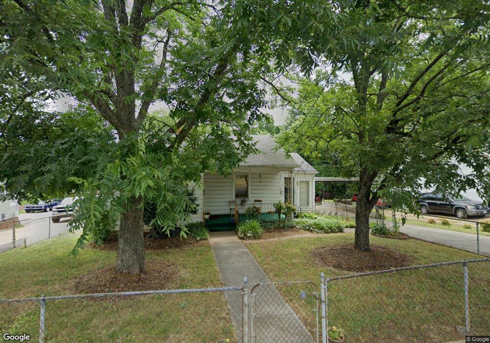 203 Hubbard St, Reidsville, NC 27320 - photo 1