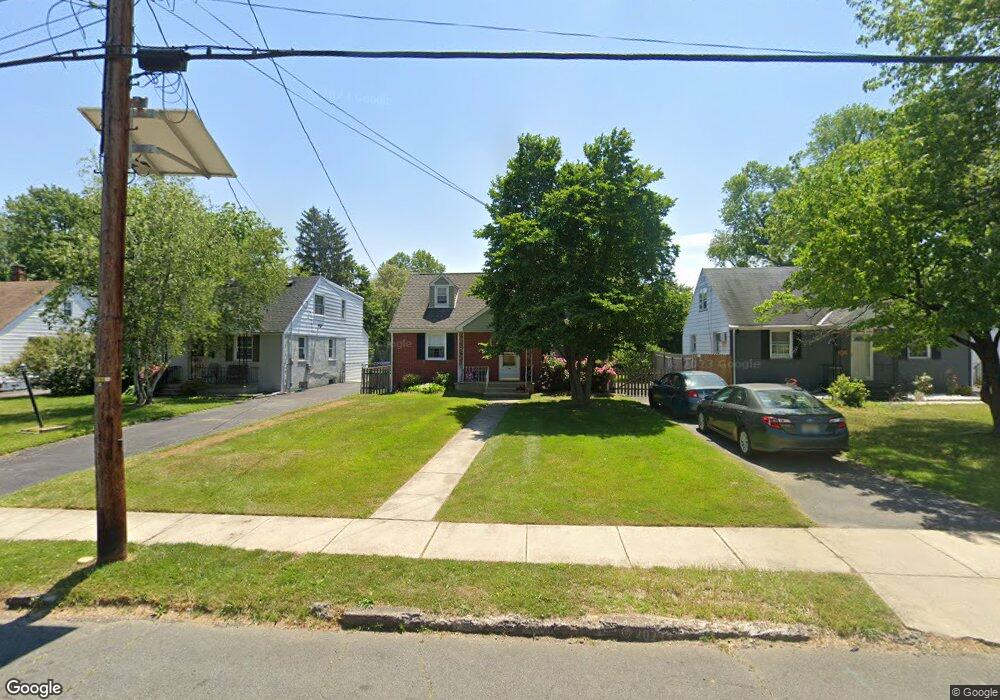 40 Stratford Ave, Ewing, NJ 08618 - photo 1