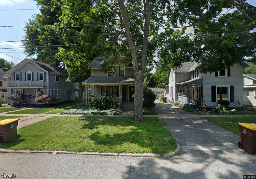 217 N Sycamore St, Marshall, MI 49068 - photo 1