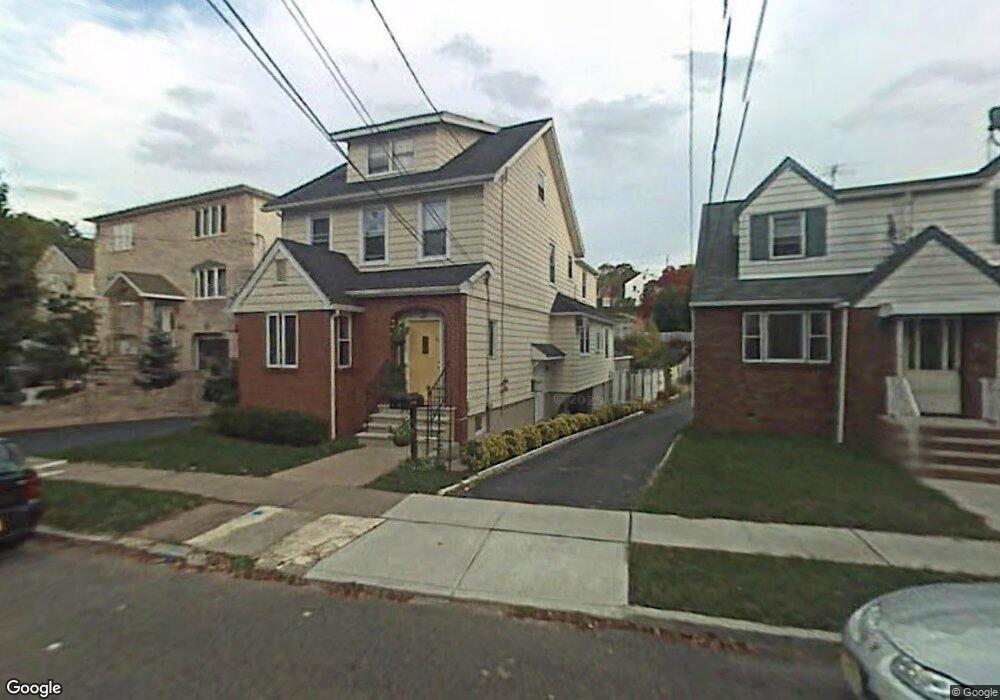214 Mountain Way unit 2, Lyndhurst, NJ 07071 - photo 1
