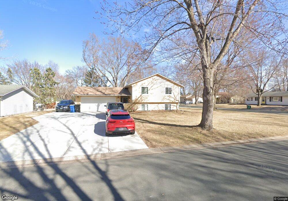 10130 Union Terrace Ln N, Maple Grove, MN 55369 - photo 1