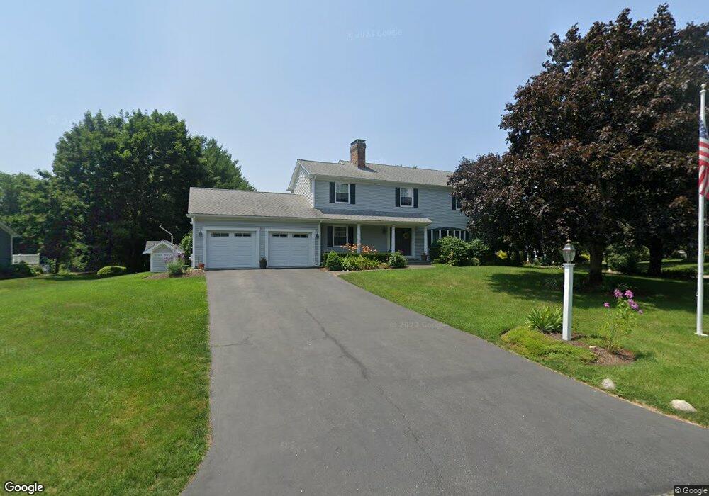 77 Tucker Ln, North Dartmouth, MA 02747 - photo 1