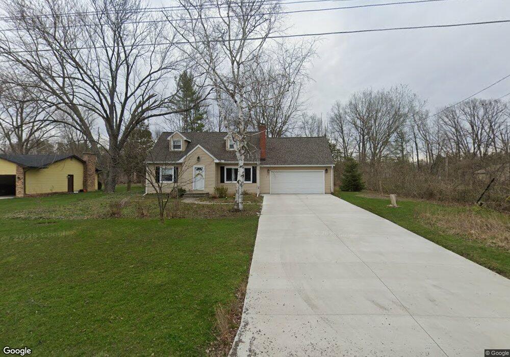 5126 Tahquamenon Trail, Flushing, MI 48433 - photo 1