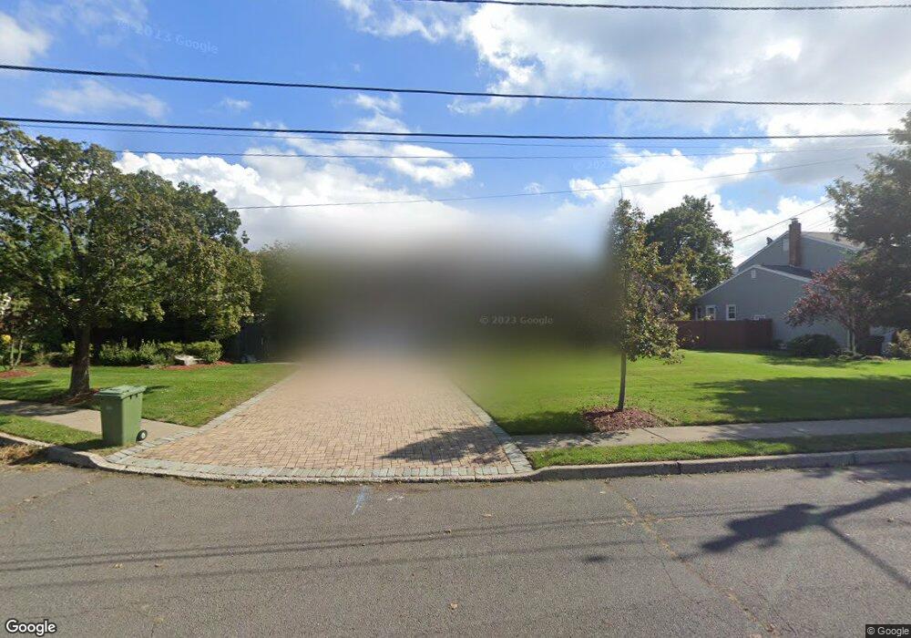 638 Victoria Terrace, Paramus, NJ 07652 - photo 1