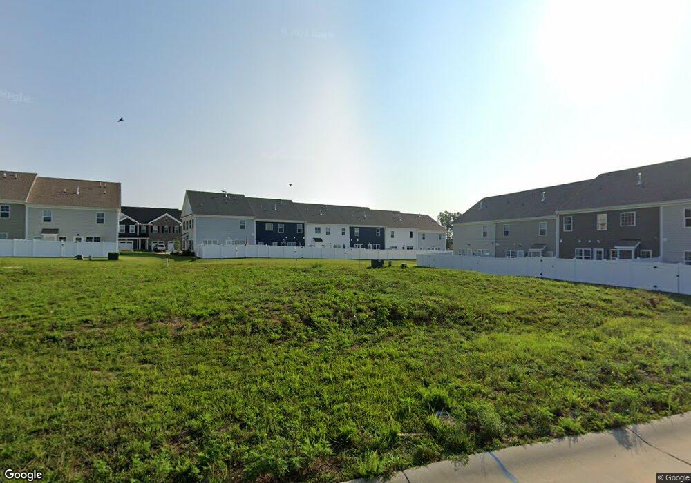 8143 Carriage Homes Dr, Henrico, VA 23294 - photo 1