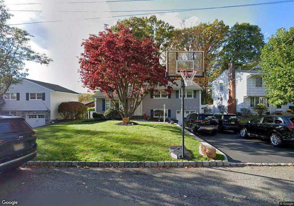 28 Bentley Rd, Cedar Grove, NJ 07009 - photo 1