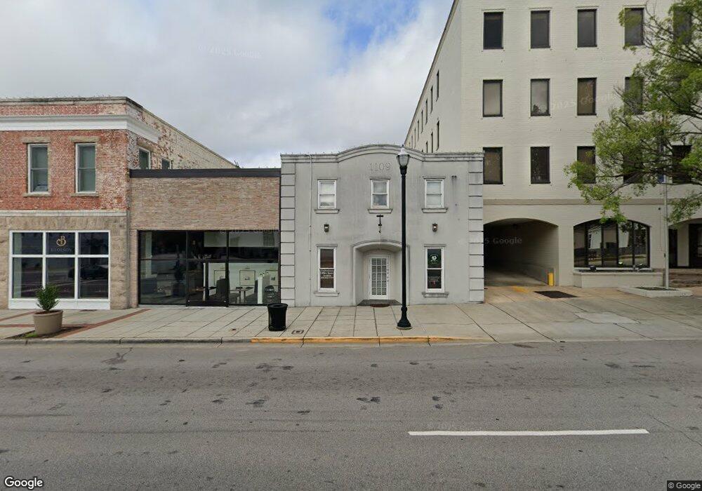 1109 Broad St, Camden, SC 29020 - photo 1