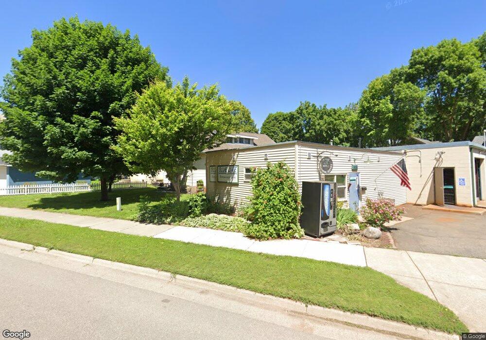 611 W 5th St, Mankato, MN 56001 - photo 1